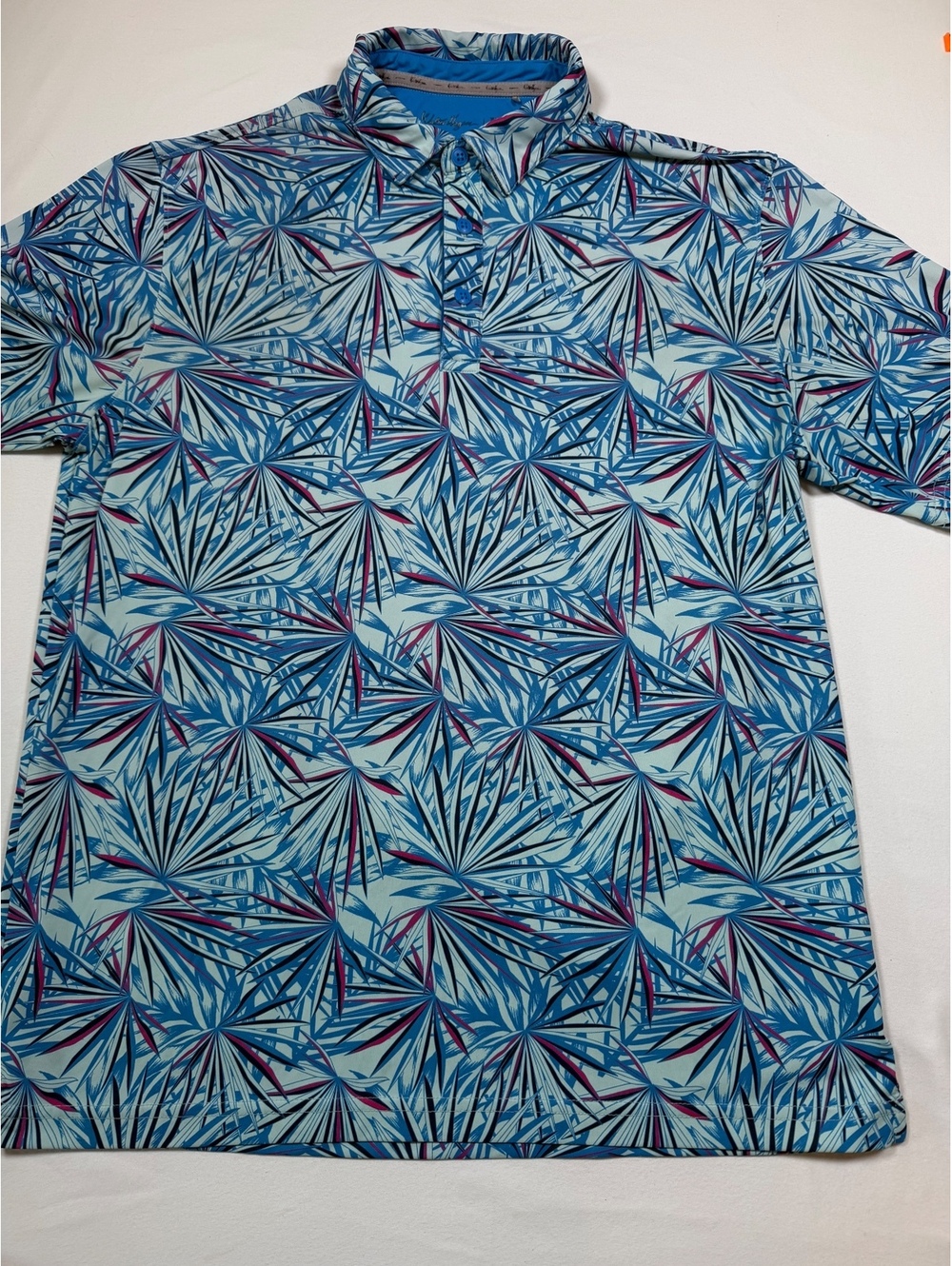 Walter Hagen Men's Medium Blue Tropical Print Polo Shirt